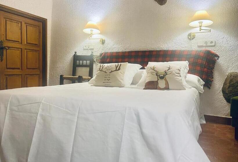 هتل Santa Maria Taull