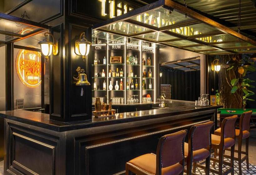 Whoopers Boutique Hotel, Anjuna