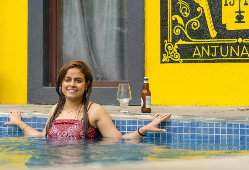Whoopers Boutique Hotel, Anjuna