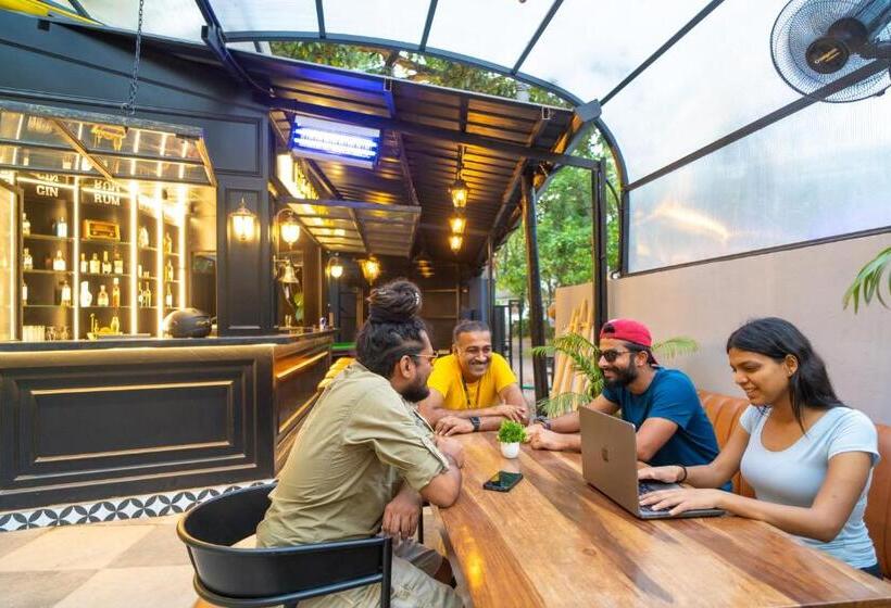 Whoopers Boutique Hotel, Anjuna