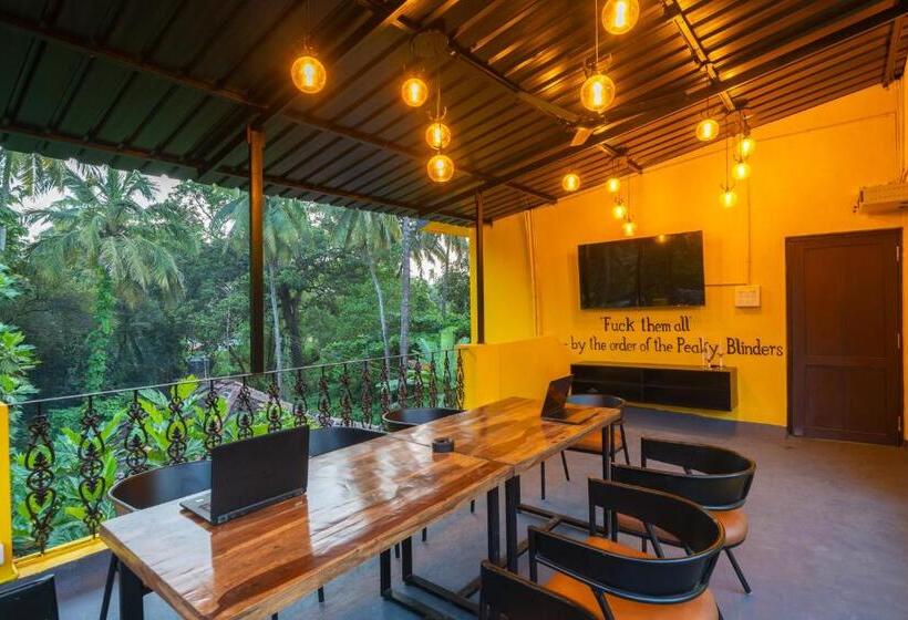 Whoopers Boutique Hotel, Anjuna