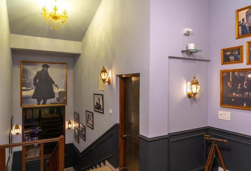 Whoopers Boutique Hotel, Anjuna