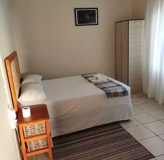 ペンション Lamavuso Guesthouse
