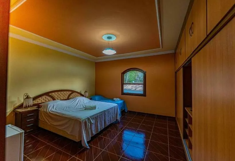 Majatalo Pousada Casarão Na Serra