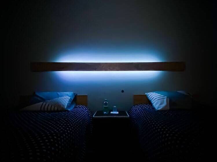 هتل Mia Posada Copacabana