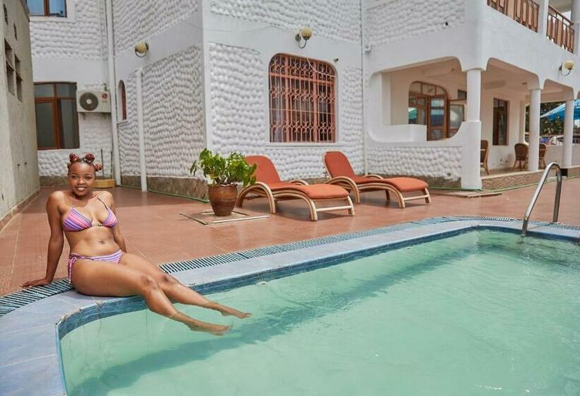 Hotel Dunga Lakeside Resort