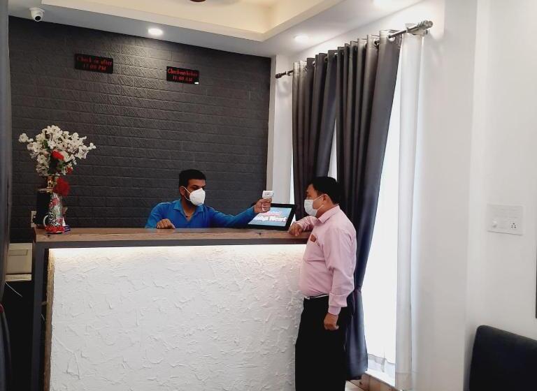 هتل Nisha Nest, Bhopal