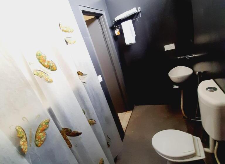 هتل Nisha Nest, Bhopal