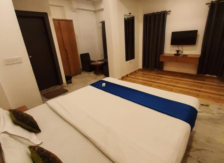 هتل Nisha Nest, Bhopal