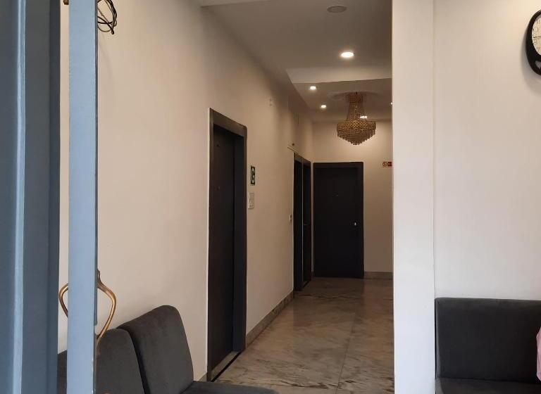 هتل Nisha Nest, Bhopal