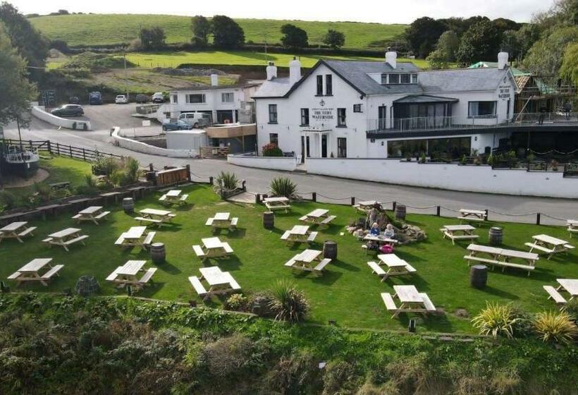 호텔 The Teifi Waterside