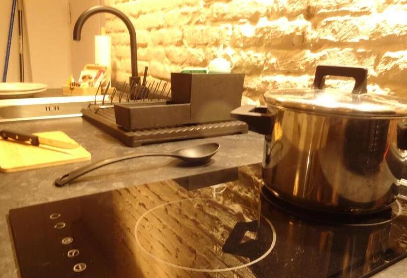 پانسیون Cozy Rooms Bañera Hidromasaje