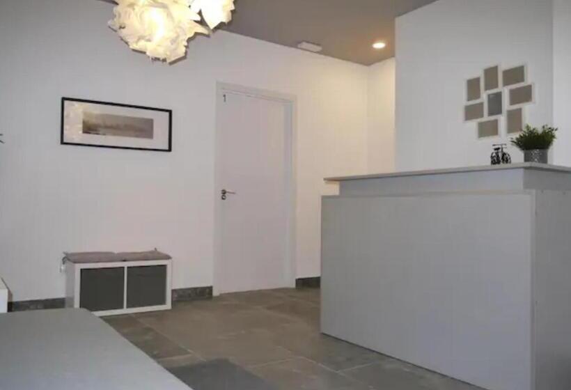 پانسیون Cozy Rooms Bañera Hidromasaje