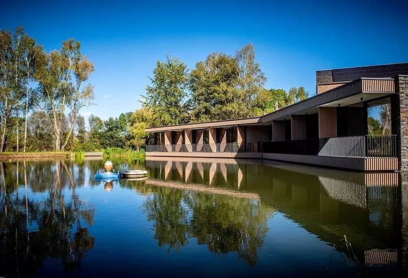 Hotelli Aux Etangs   Hôtel