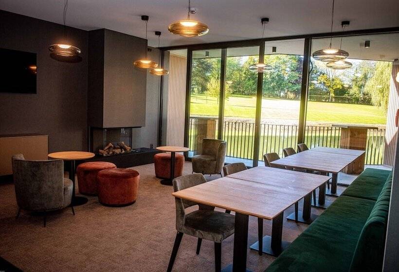 هتل Aux Etangs Hôtel