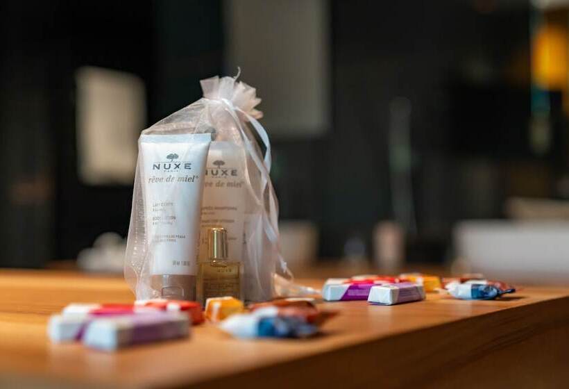 هتل Aux Etangs Hôtel