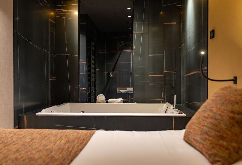 هتل Aux Etangs Hôtel