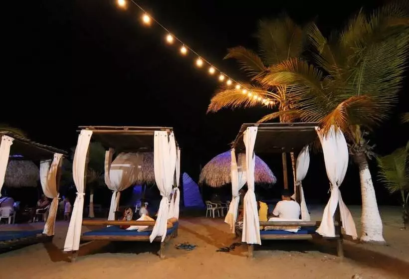 ホテル Cabañas Bahia Azul