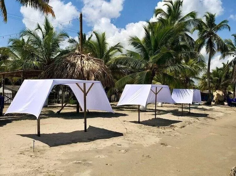 ホテル Cabañas Bahia Azul