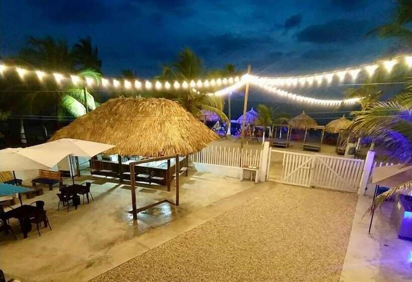 هتل Cabañas Bahia Azul