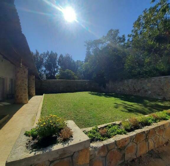 فنادق الكبسولة Greystones Self Catering Chalet 4