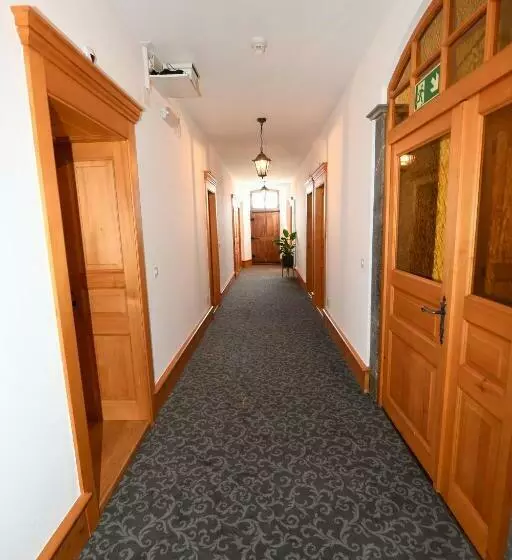 Hotelli Hôtel De Ville D Ollon