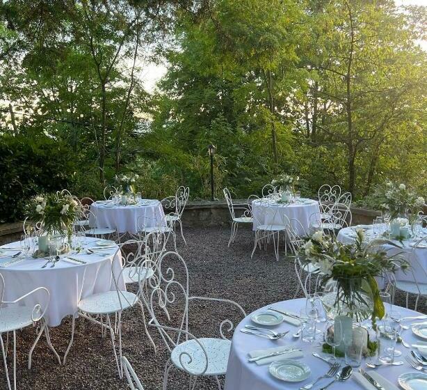 فندق Hôtel Particulier De Montmorency   Proche Aéroport Paris Roissy Charles De Gaulle