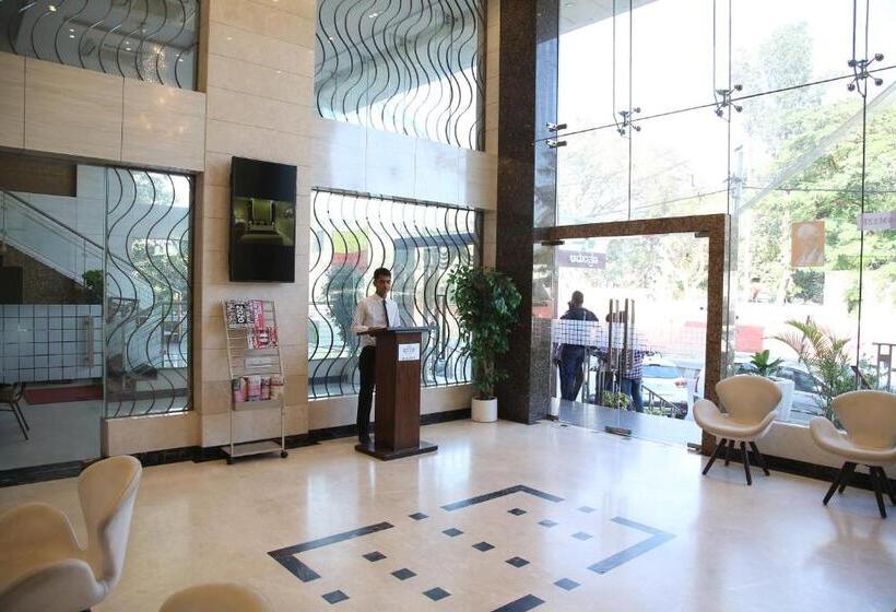 בית מלון כפרי West Fort