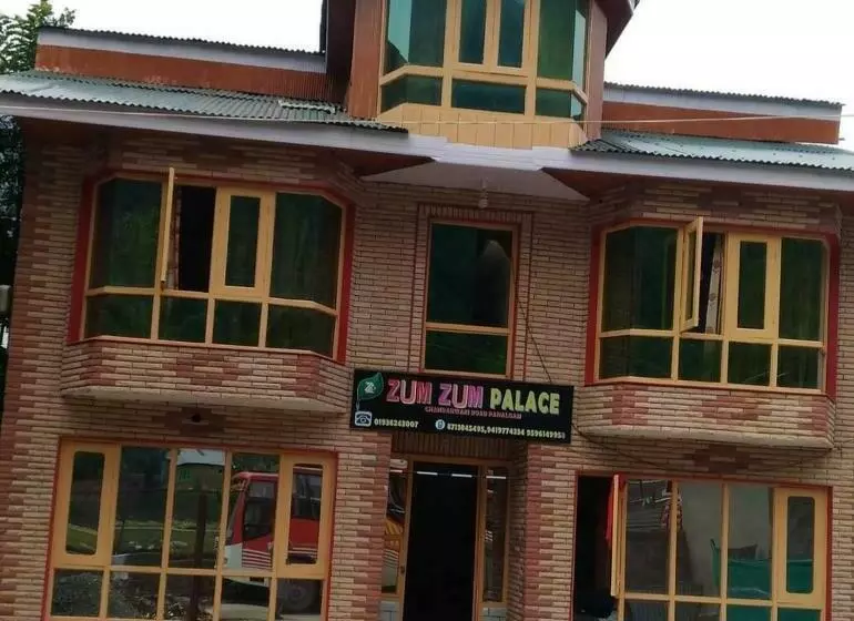 ホテル Zam Zam Palace Pahalgam