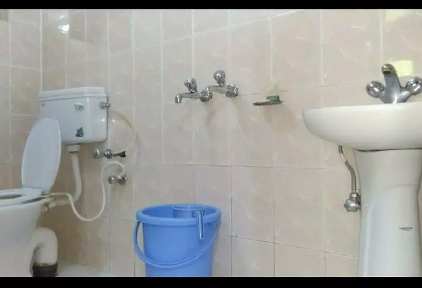 ホテル Zam Zam Palace Pahalgam
