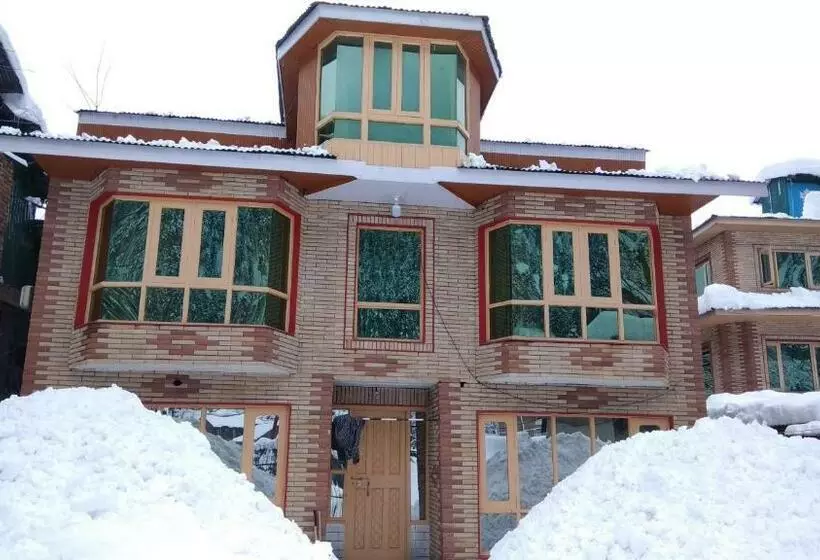 ホテル Zam Zam Palace Pahalgam