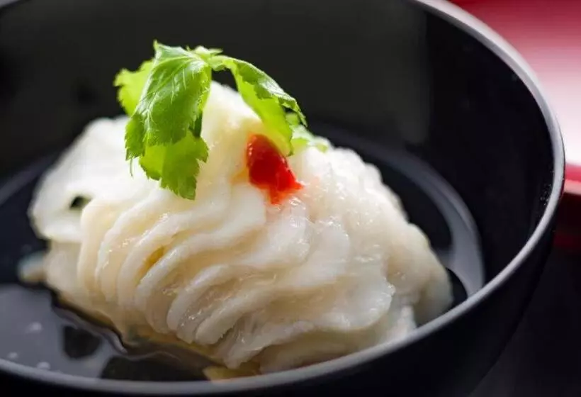 旅館 八海 木花館