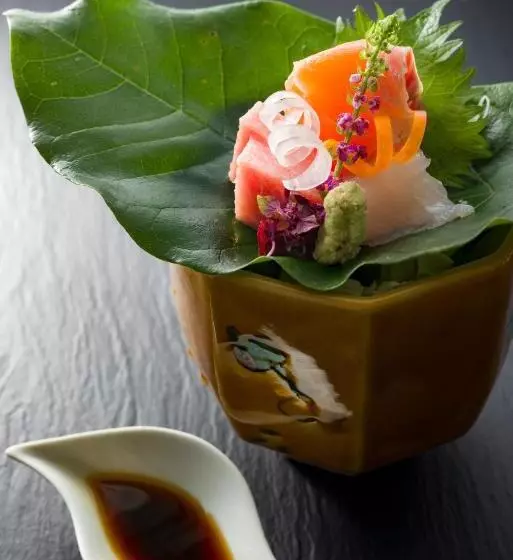 旅館 八海 木花館