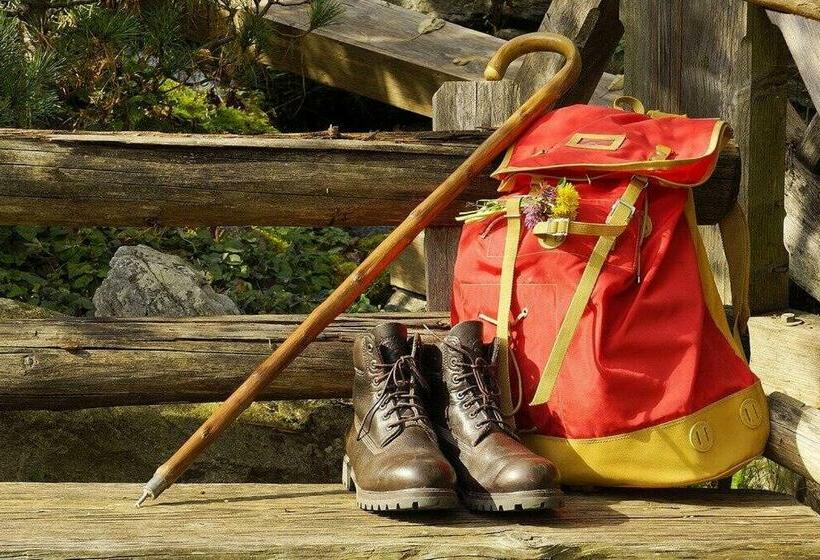 Backpackers Hostel Das Gemütliche Haus Des Grossvaters Bergheimat Ganz Einfach Ganz Unkompli