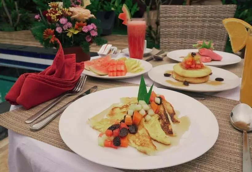 Retkeilymaja Dukuh Baturan Villa