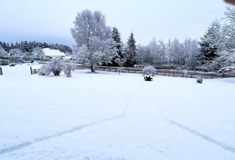 Aamiaismajoitus (B&B) Carn A Chuilinn House