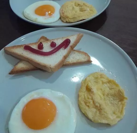 هتل สุขทวีรีสอร์ท อ่าวมะนาว