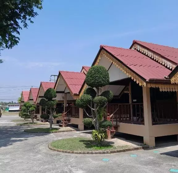 هتل สุขทวีรีสอร์ท อ่าวมะนาว