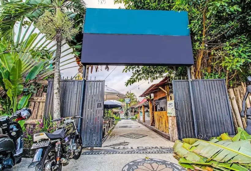 هتل Capital O 91688 Bhumiloka