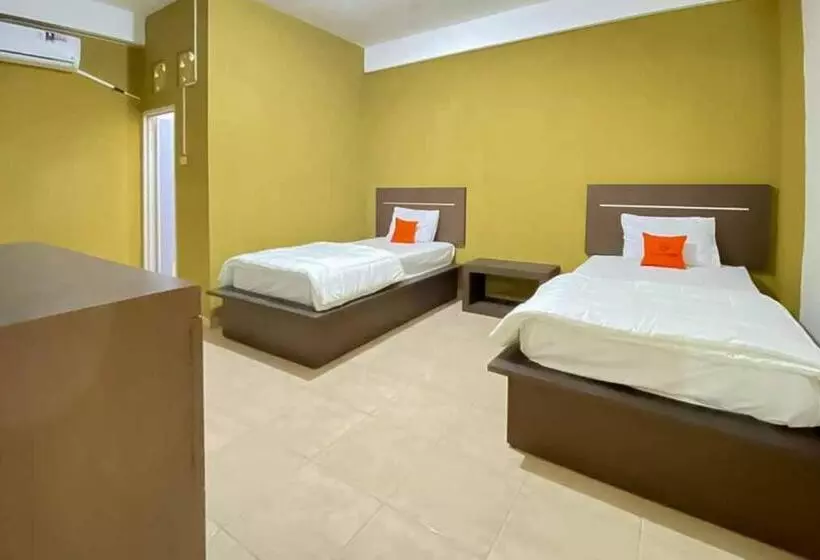 Hotelli Koolkost Syariah Near Stasiun Tanjung Karang Lampung