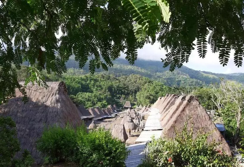 Hotelli Manulalu Jungle