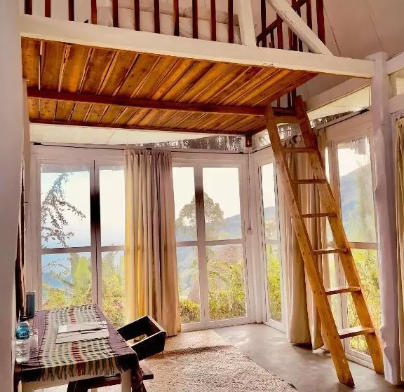 Hotelli Manulalu Jungle