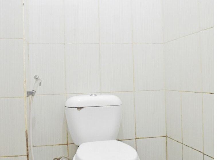 호텔 Spot On 91660 Red Rose Guest House