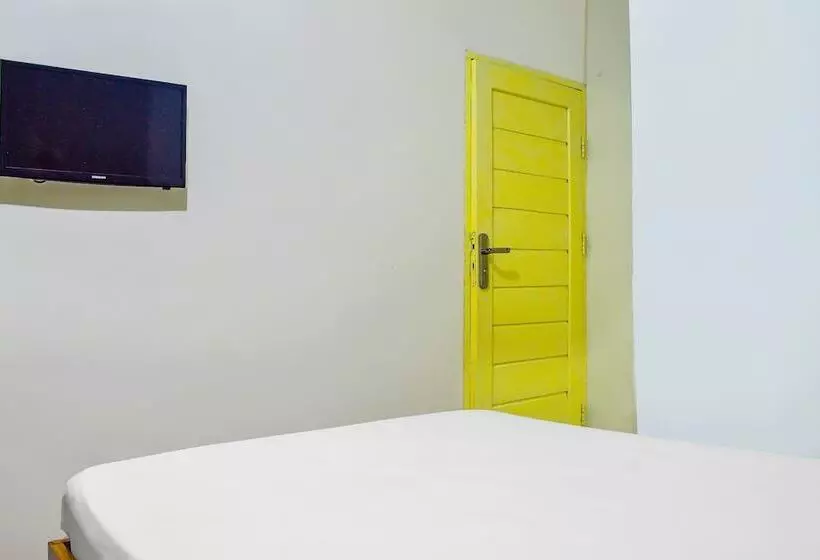 Hotelli Spot On 91660 Red Rose Guest House