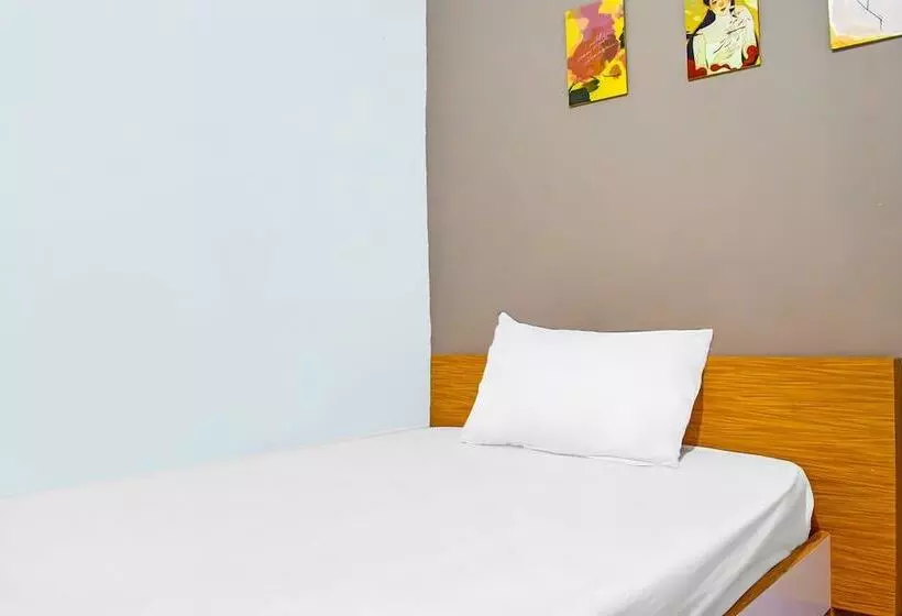 Hotelli Spot On 91660 Red Rose Guest House