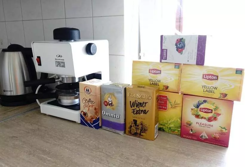 پانسیون Quiet Room In Budapest Near Airport With Free Parking