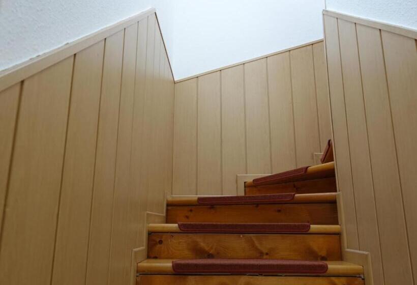 ペンション Quiet Room In Budapest Near Airport With Free Parking