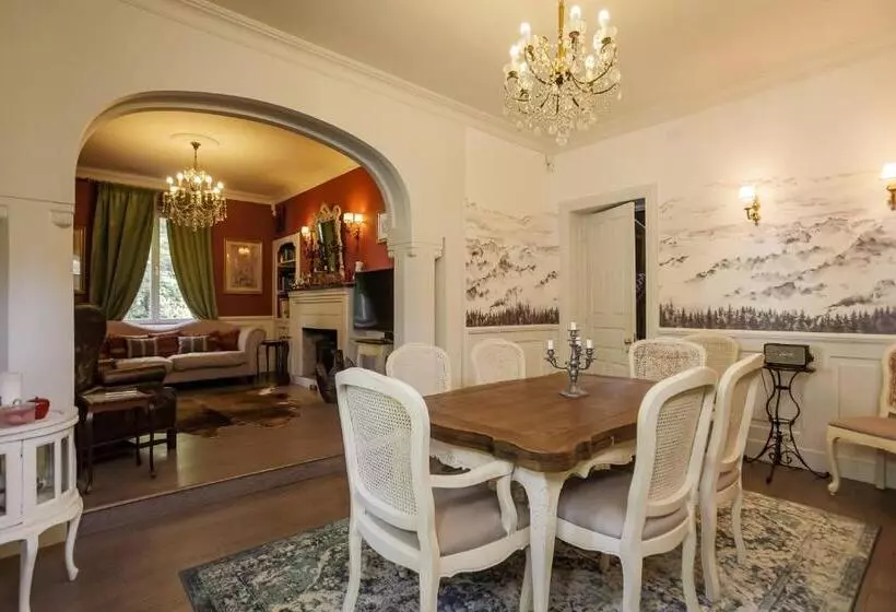 ペンション Vilegiatura   Florica Socolescu Villa