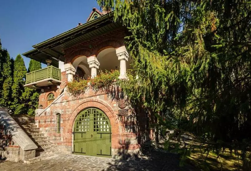ペンション Vilegiatura   Florica Socolescu Villa
