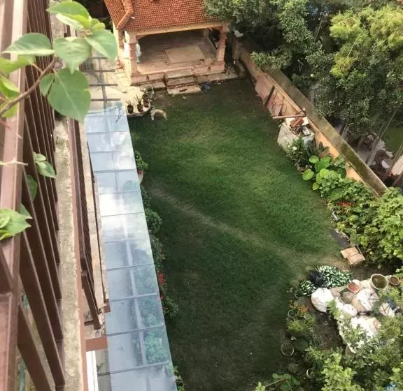 پانسیون Yalamul Garden